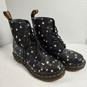 Dr. Martens‎ 1460 Pascal Heart Print Boots US 7 Black Lace-Up Docs AW004 EU 38
